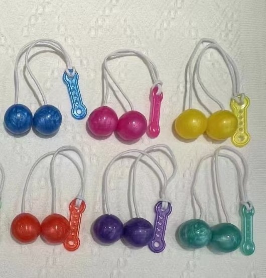 4cm Clackers Ball Wholesale Plastic Make Sound Clackers Ball On A String Pro- Clacker Ball Toy