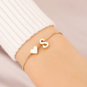 2023 Fashion Letter Heart Bracelet Jewelry Gift Classic Gold Plated Adjustable Chain Heart Initial Bracelet For Women