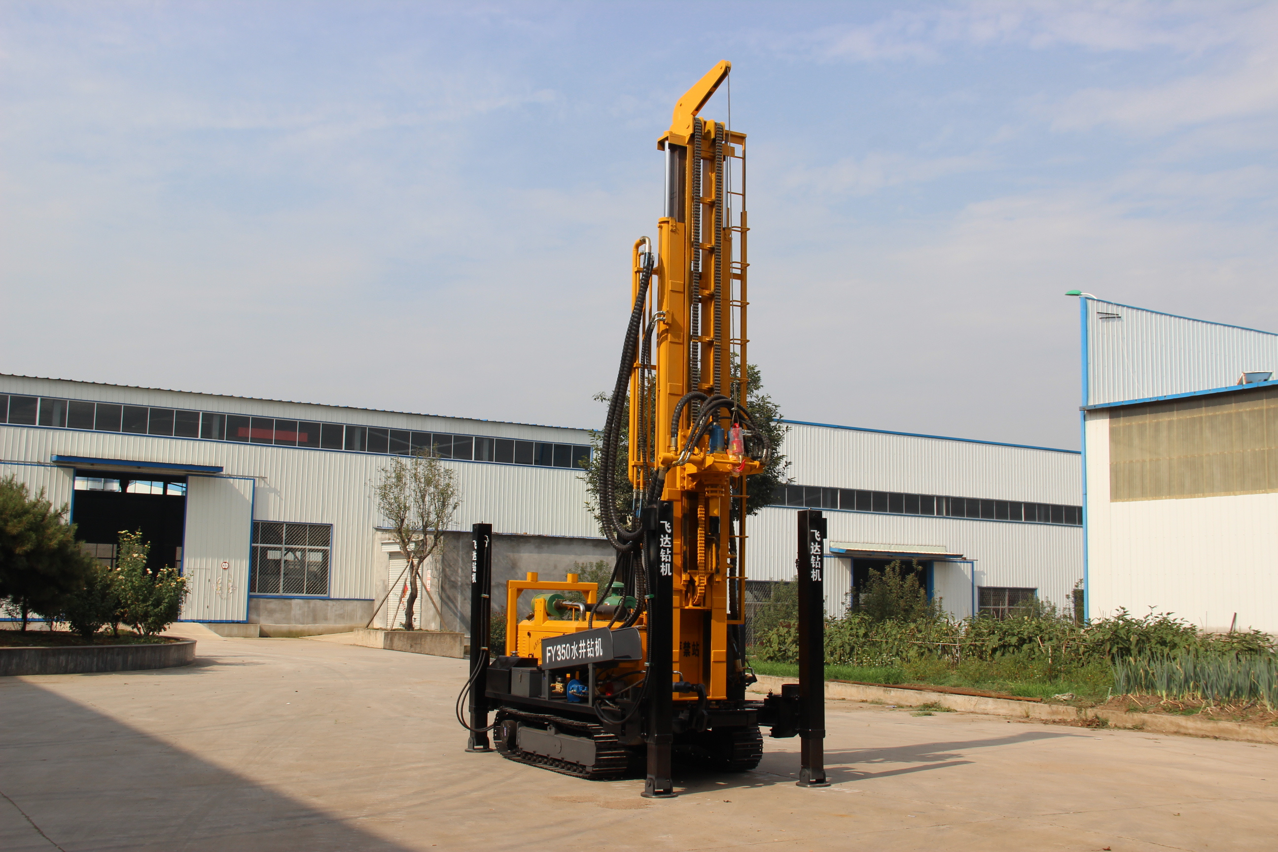 China factory 100M 250M 350M drilling depth borehole DTH water well drilling rig machines