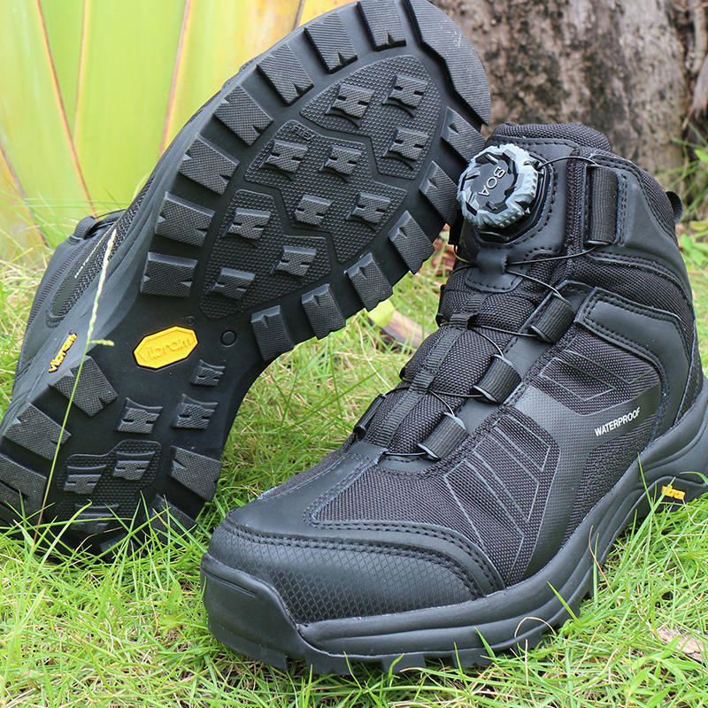 wholesale and retail waterproof hiking shoes for men breathable lightweight hiking boots combat boots