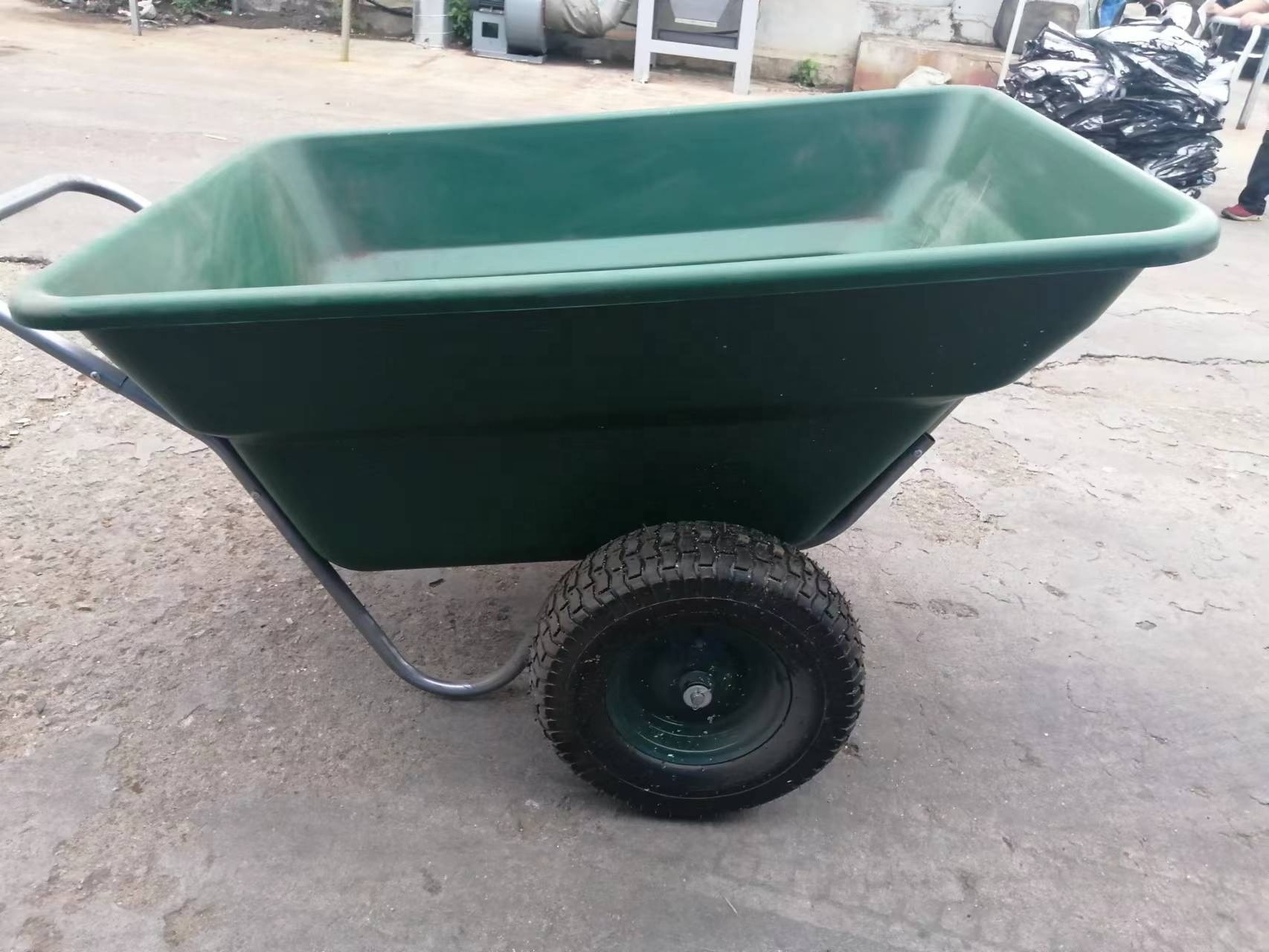 directly factory manufacturer wholesale price big plastic tray bucket tub heavy duty wheelbarrow for garden and construction