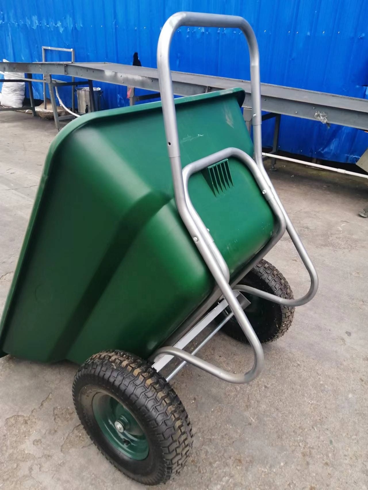 directly factory manufacturer wholesale price big plastic tray bucket tub heavy duty wheelbarrow for garden and construction