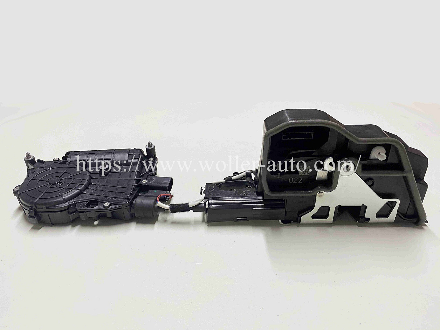 Soft Close Driver Side Lock Actuator For BMW F02 F10 51217185689 51217185692 51227185687 51227185688