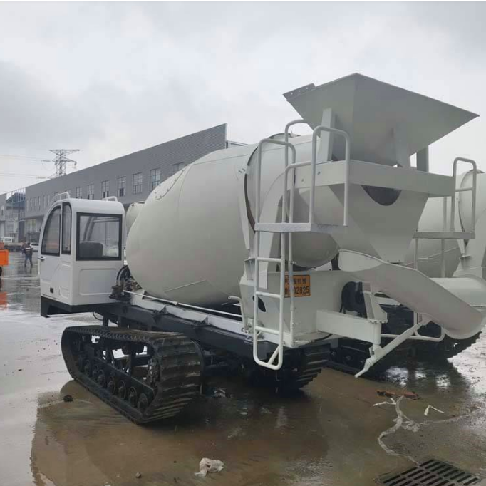 3 cbm crawler track concrete mixer truck for sale