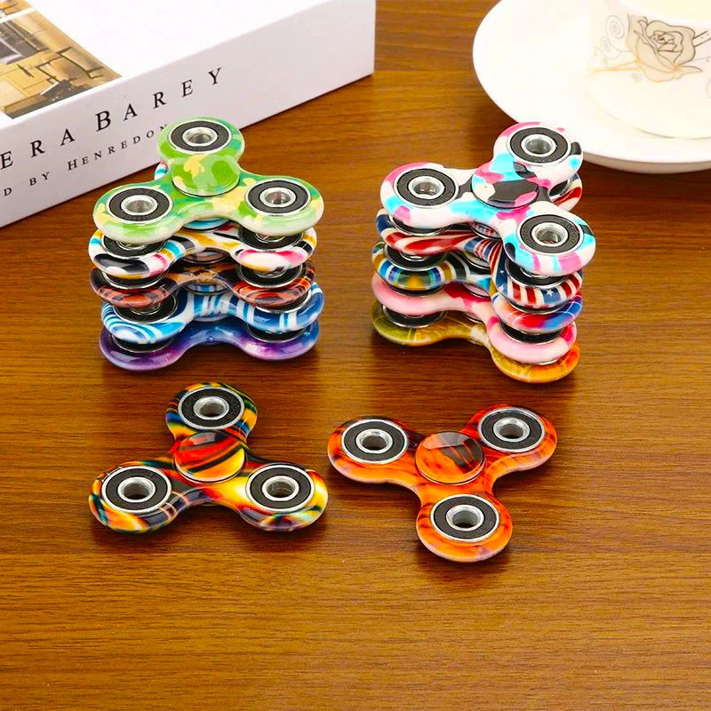 WD Wholesale Camouflage ABS plastic four-bearing fidget spinner Children's toy Gyroscope adult decompression fidget spinner