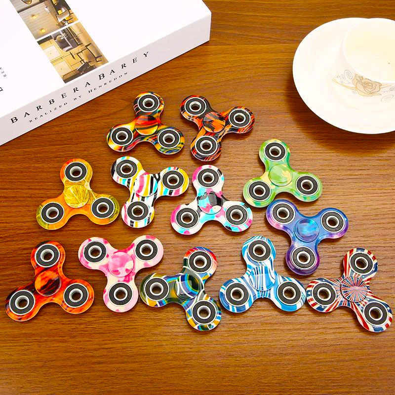 WD Wholesale Camouflage ABS plastic four-bearing fidget spinner Children's toy Gyroscope adult decompression fidget spinner