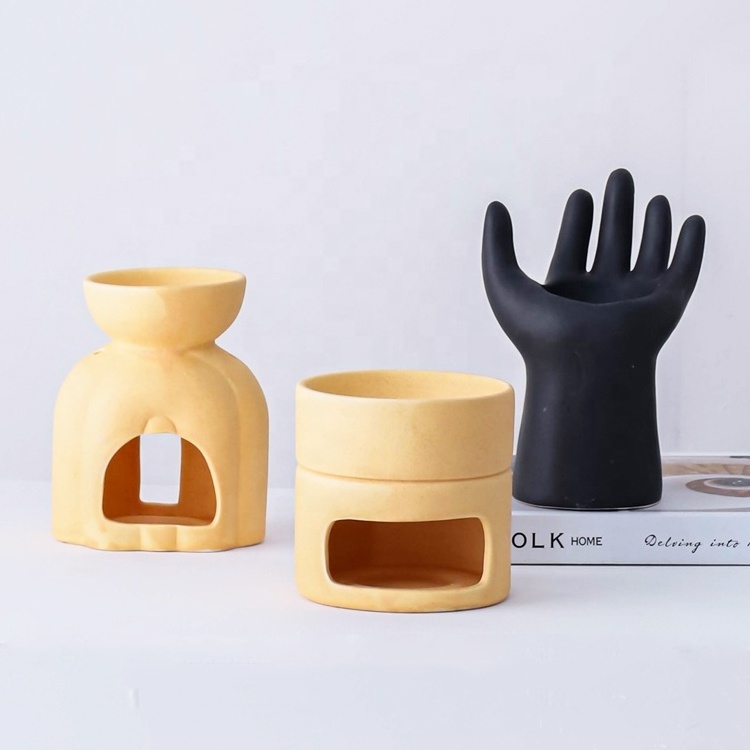 New Arrival OEM Santo Ceramic AROMATIC Fragrance Incense Burner Hand Shape Wax Melt Burners Ceramic Oil Burner for Homede