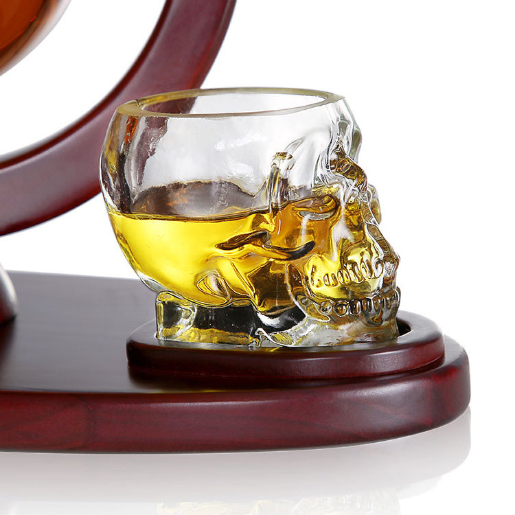 Unique Magic Novelty Gift 850ml Hand Blown Glass Skeleton Globe Bar Set Whiskey Decanter with Glasses Stopper Wooden Base