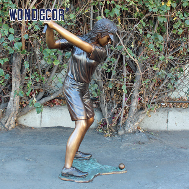 Wondecor  Custom Life Size  A bronze statue of a teenager playing golf