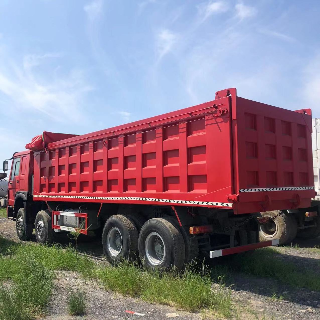 Second Hand Sino Sinotruk Howo 371 6x4 A7 8x4 12 Wheeler Tyres Tipper Used Dump Trucks For Sale Price