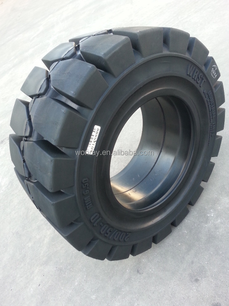 High Quality 700x12 Solid Forklift Tires For J80XN 3.6Ton