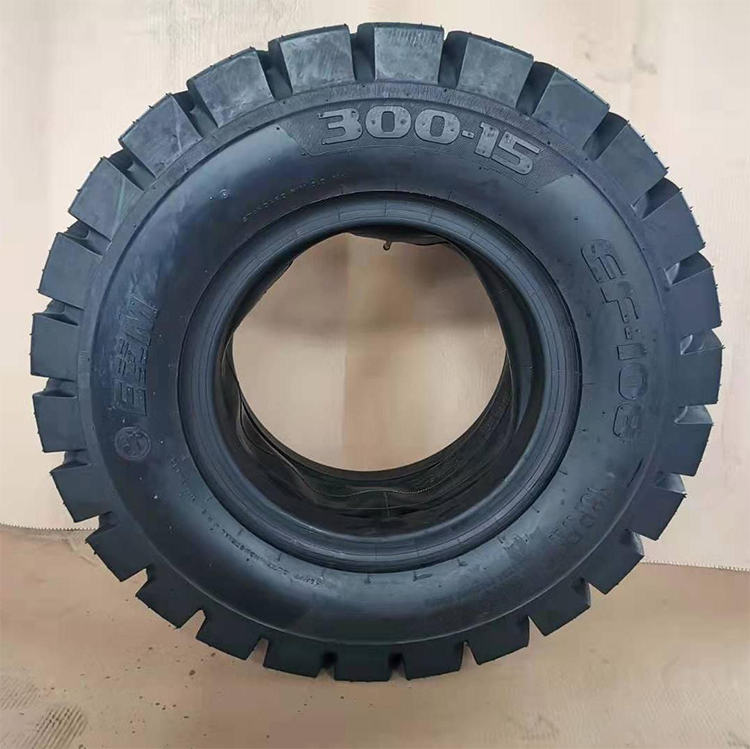 light truck bias tyre RIB/LUG industrial nylon truck tires made in China 6.50-10 PR12 7.00-12 inner tube flat flap