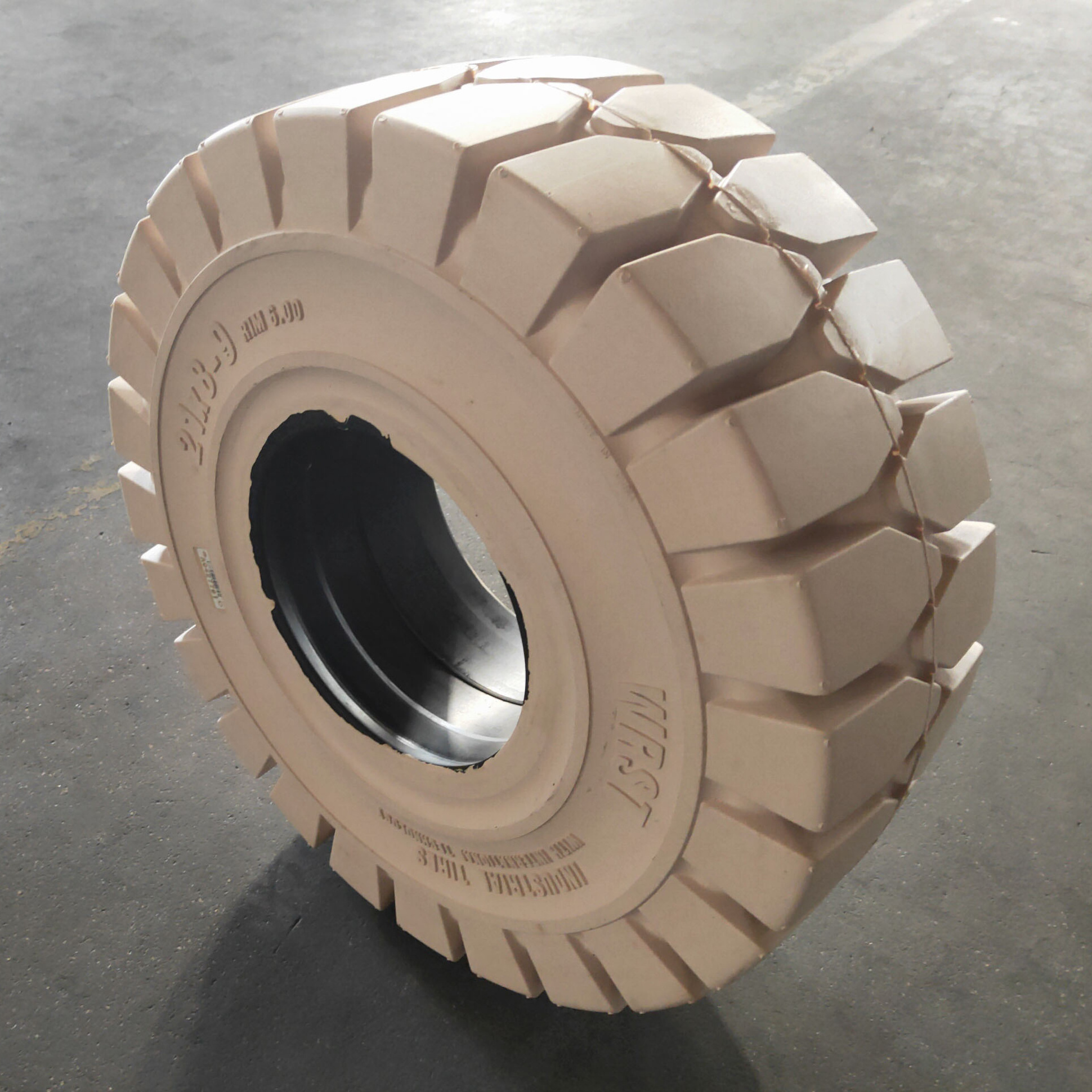 WonRay 21/8-9 Quality Guaranteed Truck Mode Loader Go Kart Rubber Tires For A Forklift Parts Truck