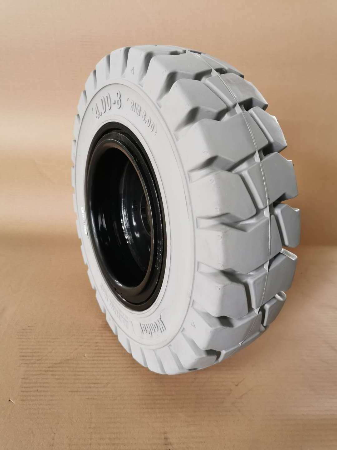 Low Price 4.00-8 4.00 x 8 rim 3.75 Solid Tire for Taylor Dunn Battery Car airport cargo trolleys