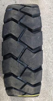 China Manufacturer Forklift Pneumatic Tire 7.00-12 700x12 14PR Tube Flap