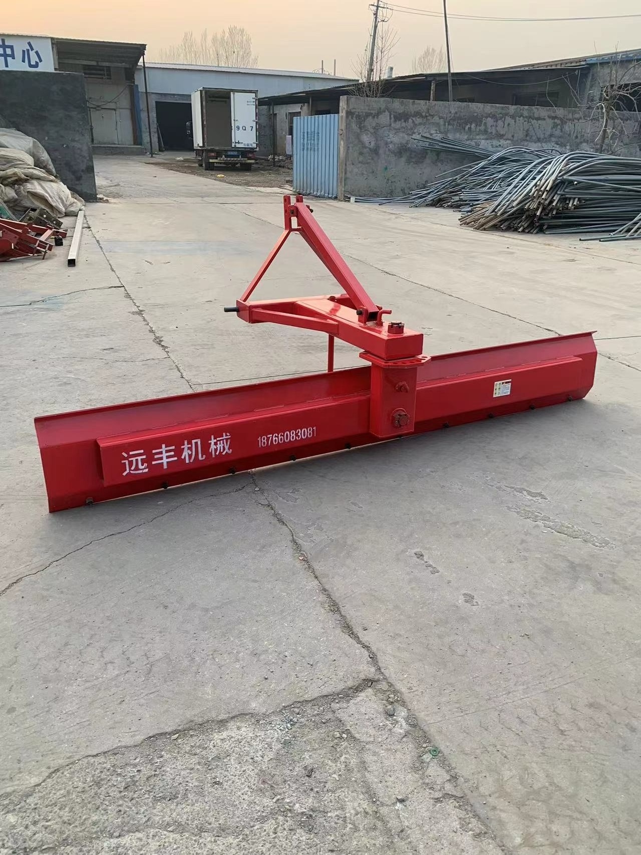 Farm land leveler  box scraper FOR tractor 3 point mounted grader blade OF FRAM EQUIPMENETS MACHINES