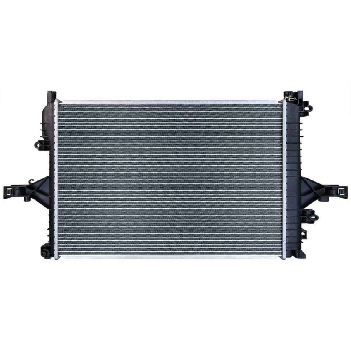 Aluminum  engine radiator pa66 gf30 with oil cooler for VOLVO S60 S80 V70 XC70 OE No# 8602755 radiators manufacturer