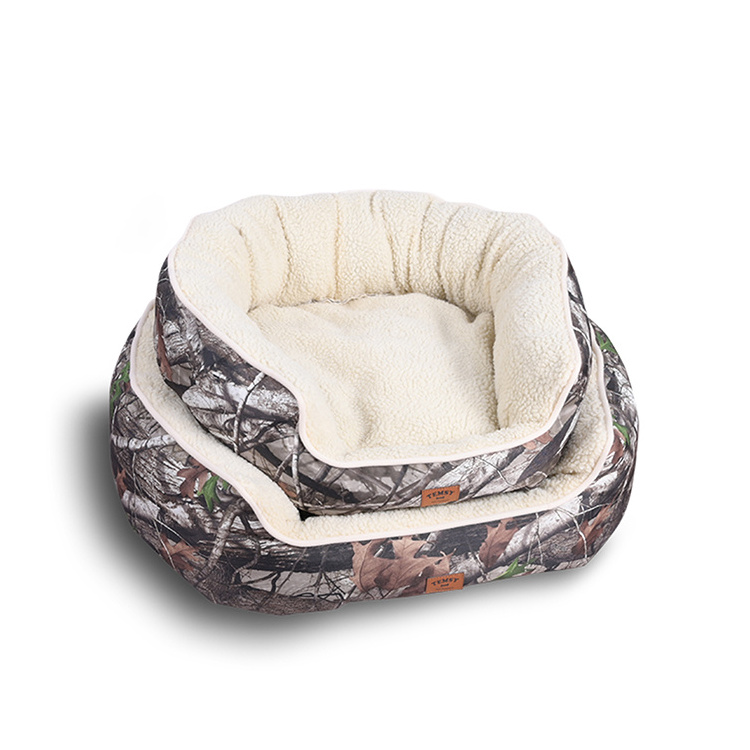 free samples custom chew proof durable CAMO fabric rectangle dog bed anti slip fluffy small sofa pet couch bed