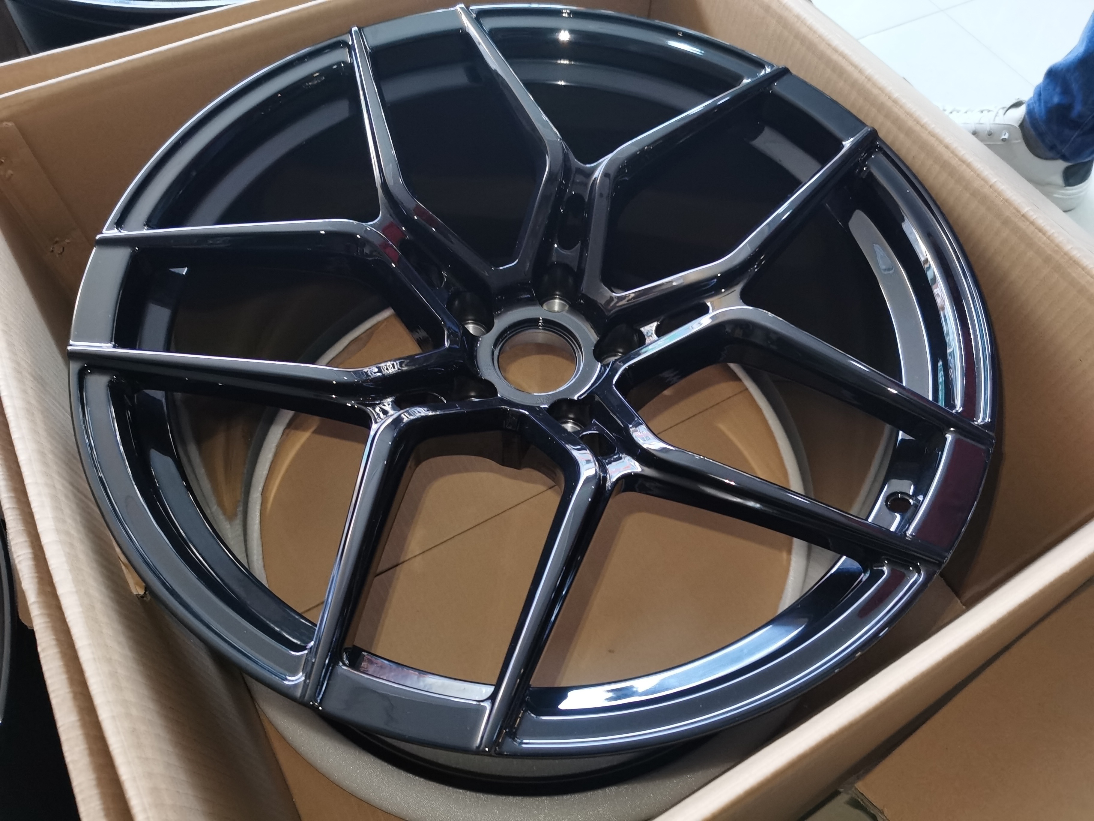 The high quality 17 18 19 20 21 22 inch 7.5J~12J Chrome 5x112 5x120 5x114.3 5x115 work Forged Aluminium Wheels RIms