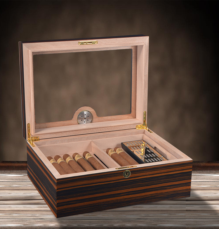 OEM & ODM Custom Cedar Wood Cigar Box Cigar Case with Humidifier Tobacco Accessories Storage Case Wooden Cigar Humidor