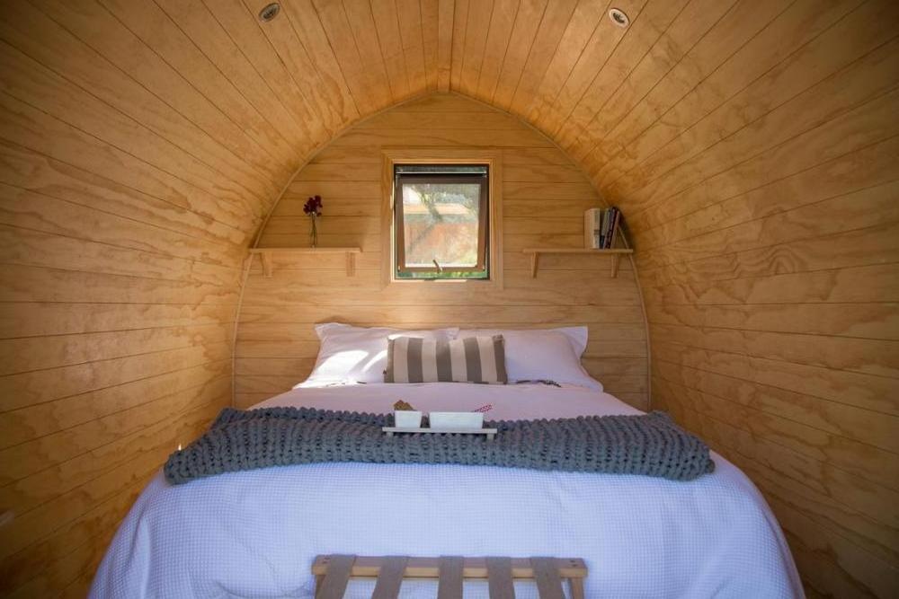 Prefab log cabin camping pods