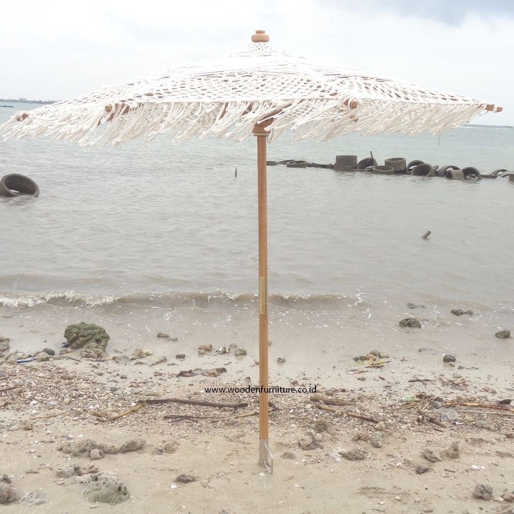 Macrame Yarn Beach Umbrella and Folding Chair with Cushion and Bag for Teak Outdoor Furniture and Beach Hotel Furniture