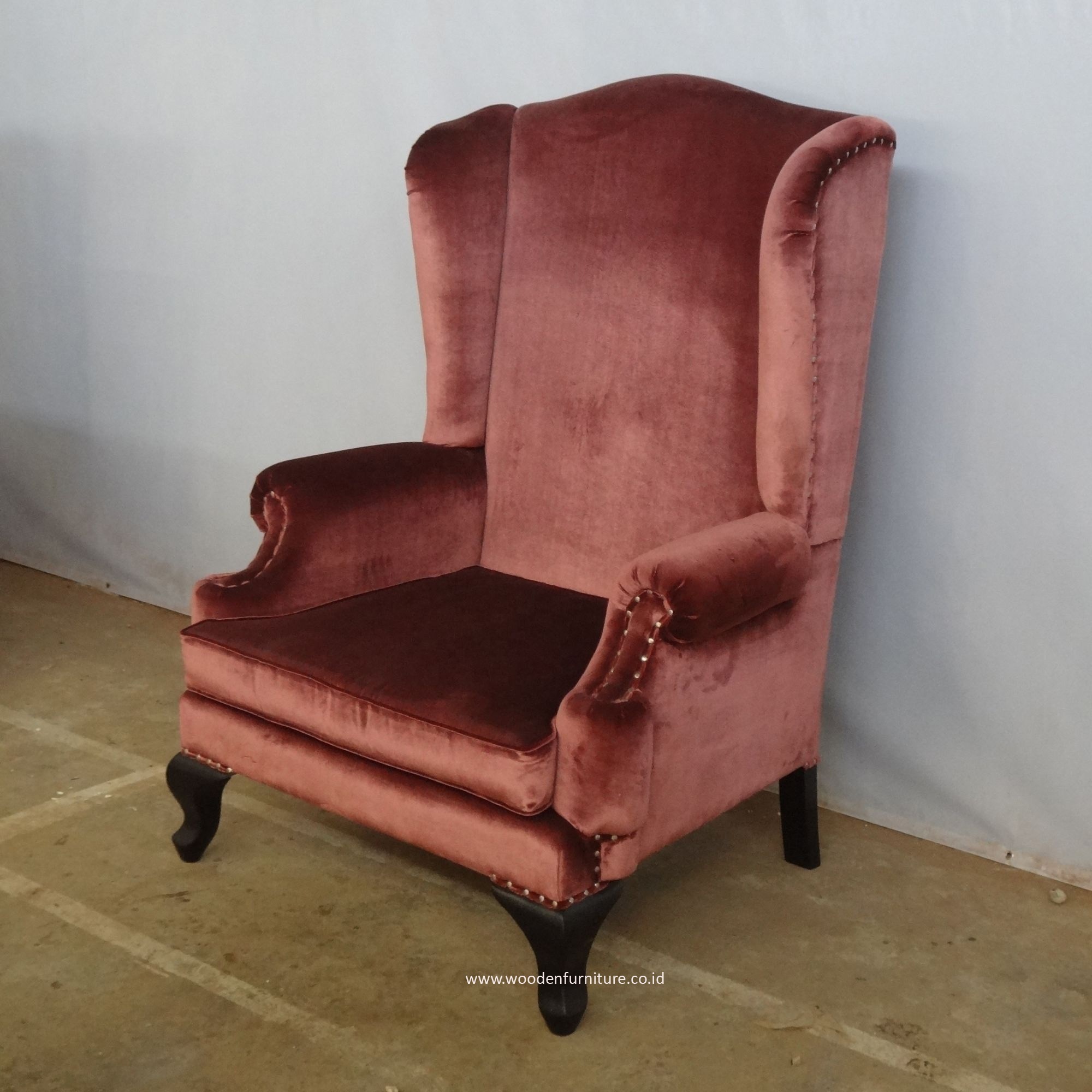 Antique Wing Chair French Style Living Room Sofa Wooden Sofa Upholstered in Velvet and Leather in European Style Furniture