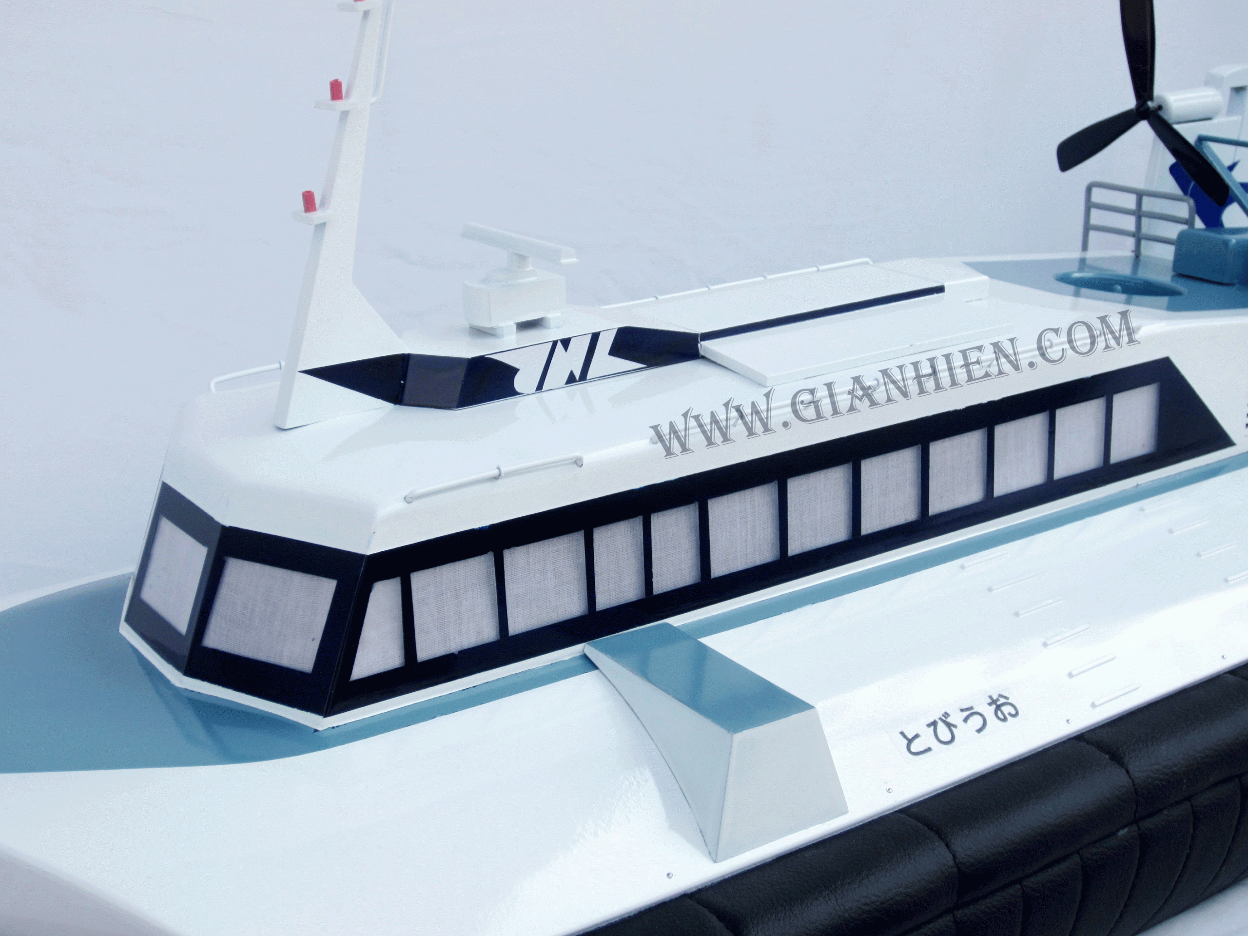 Gia Nhien Manufacturer Approve Custom Design Low MOQ Commercial Ships HOVERCRAFT WOODEN MODEL BOAT_ WOODEN HANDICRAFT