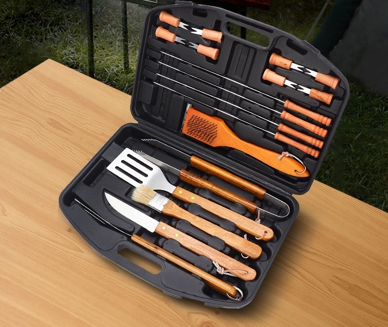 Factory Wooden Handle 19 P C S  Grill Accessories Stainless Steel Barbecue Set BBQ Tool Set With Carry Case