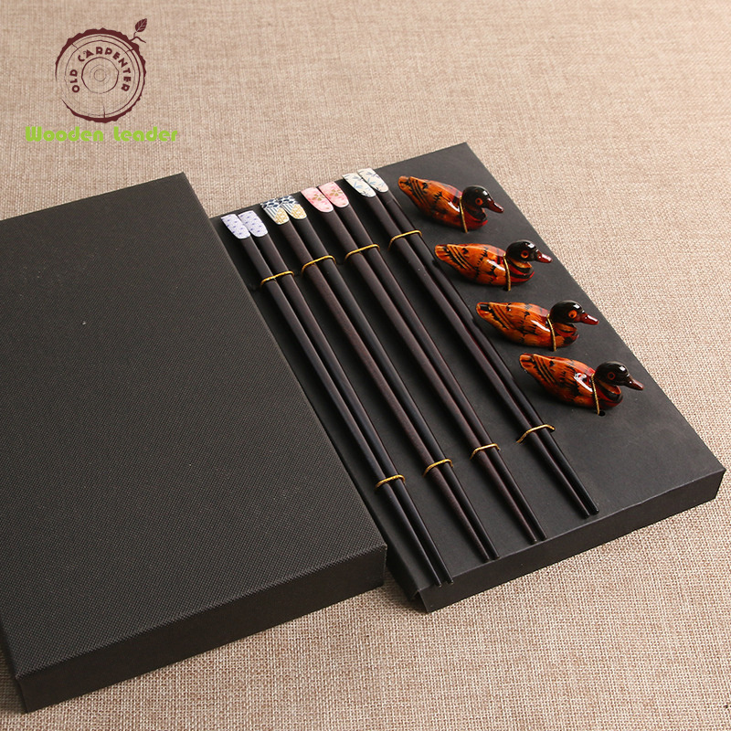 High Quality Japanese Style Gift Set Customized Recycled Eco Healthy Wooden Ramen Sushi Snack Chopstick Set for Eating