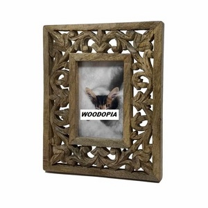 Single Wall Hanging Wooden Carved Rectangle Photo Frame New Design Photo Frame in Mango Wood