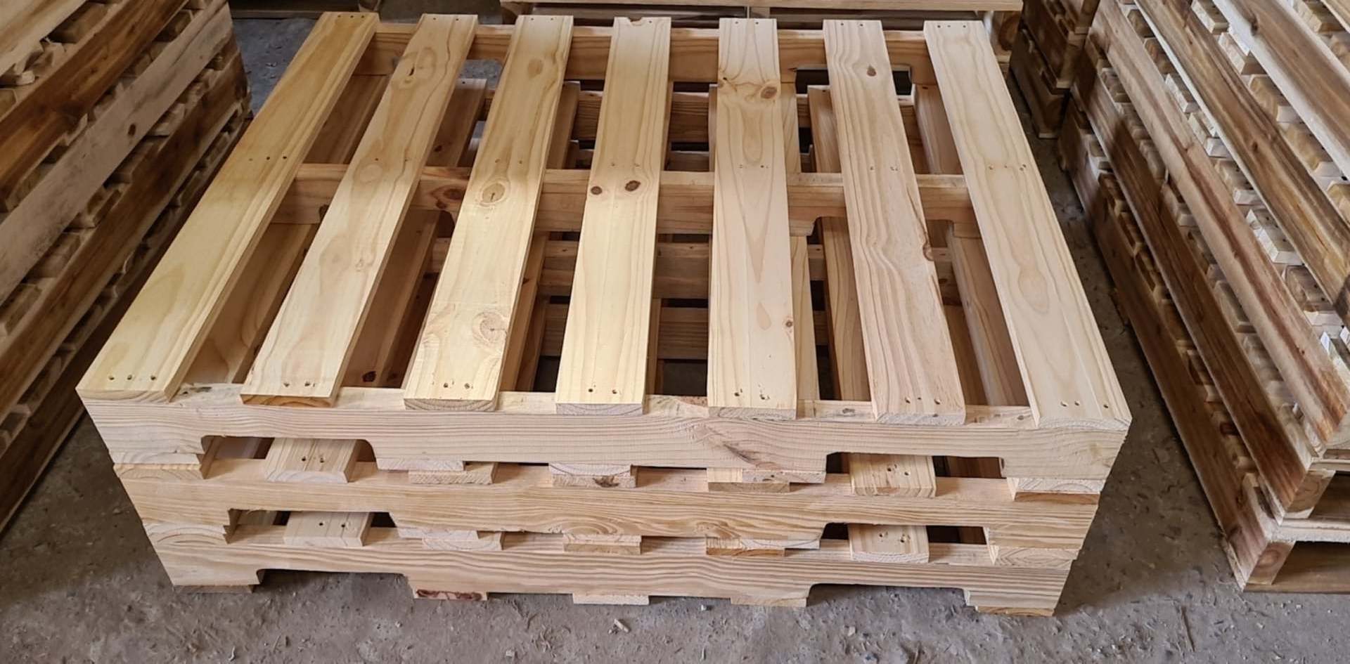 Wooden Pallet Manufacturer Cheap Price From Solid Wood Acacia Pine Eucalyptus