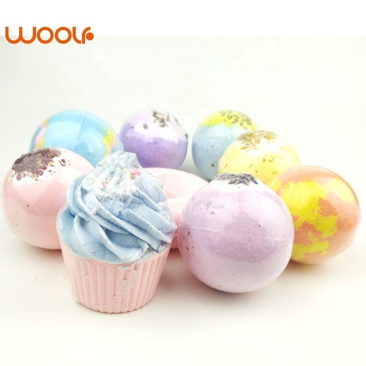 hot selling Wholesale natural bath bomb toys inside Bath Bombs for Kids