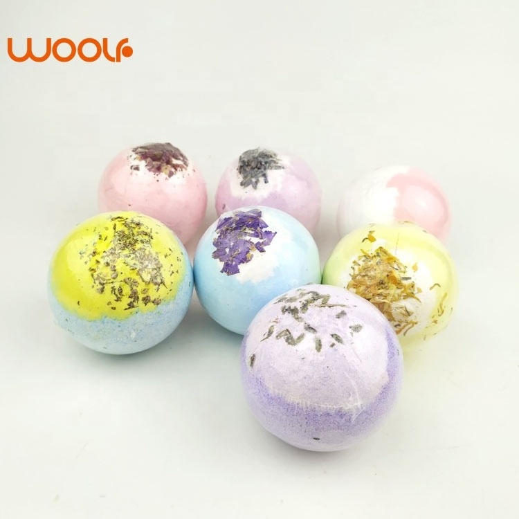 hot selling Wholesale natural bath bomb toys inside Bath Bombs for Kids