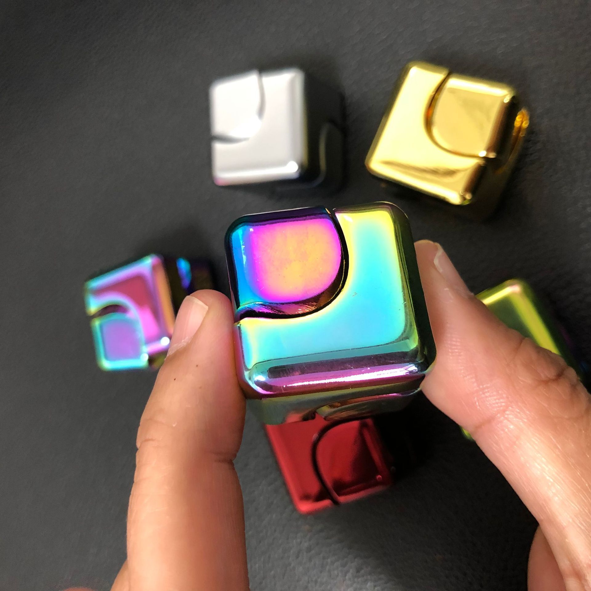 Fidget Toys 4-in-1 Spinning Metallic Focus Cube Finger Top Desktop Stress Relieve Toys Cube Spinner