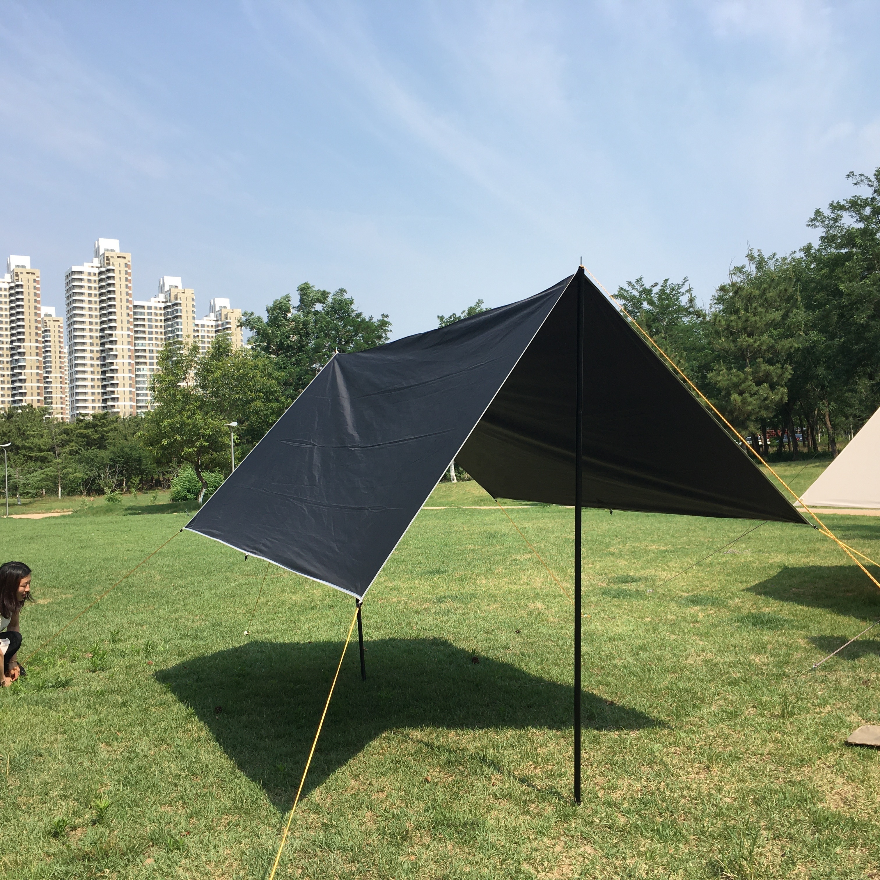 Woqi Can Be Customized 210T Waterproof Sun Shade Hammock Camping Tarp Canopy For Outdoor Hiking