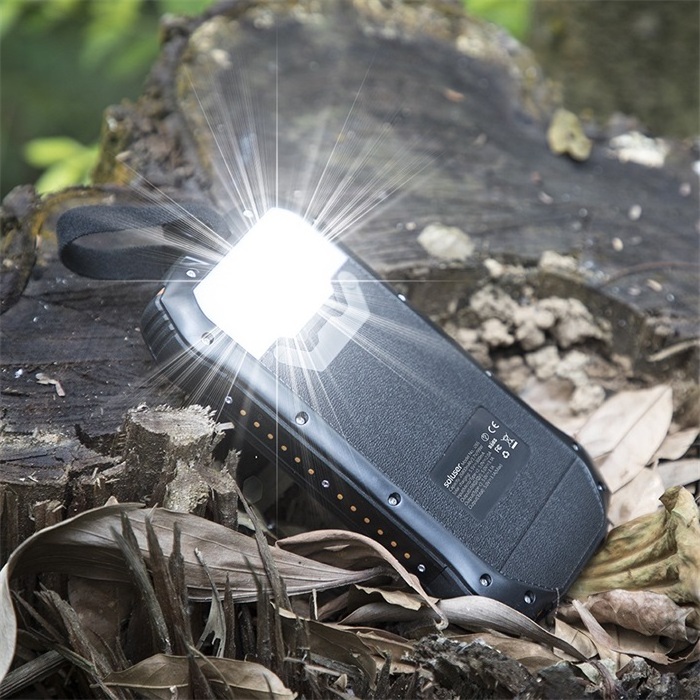 Waterproof IPX7 26800mah Qi Wireless Fast Charging Solar Power Bank Built-in Flashlight with SOS mode