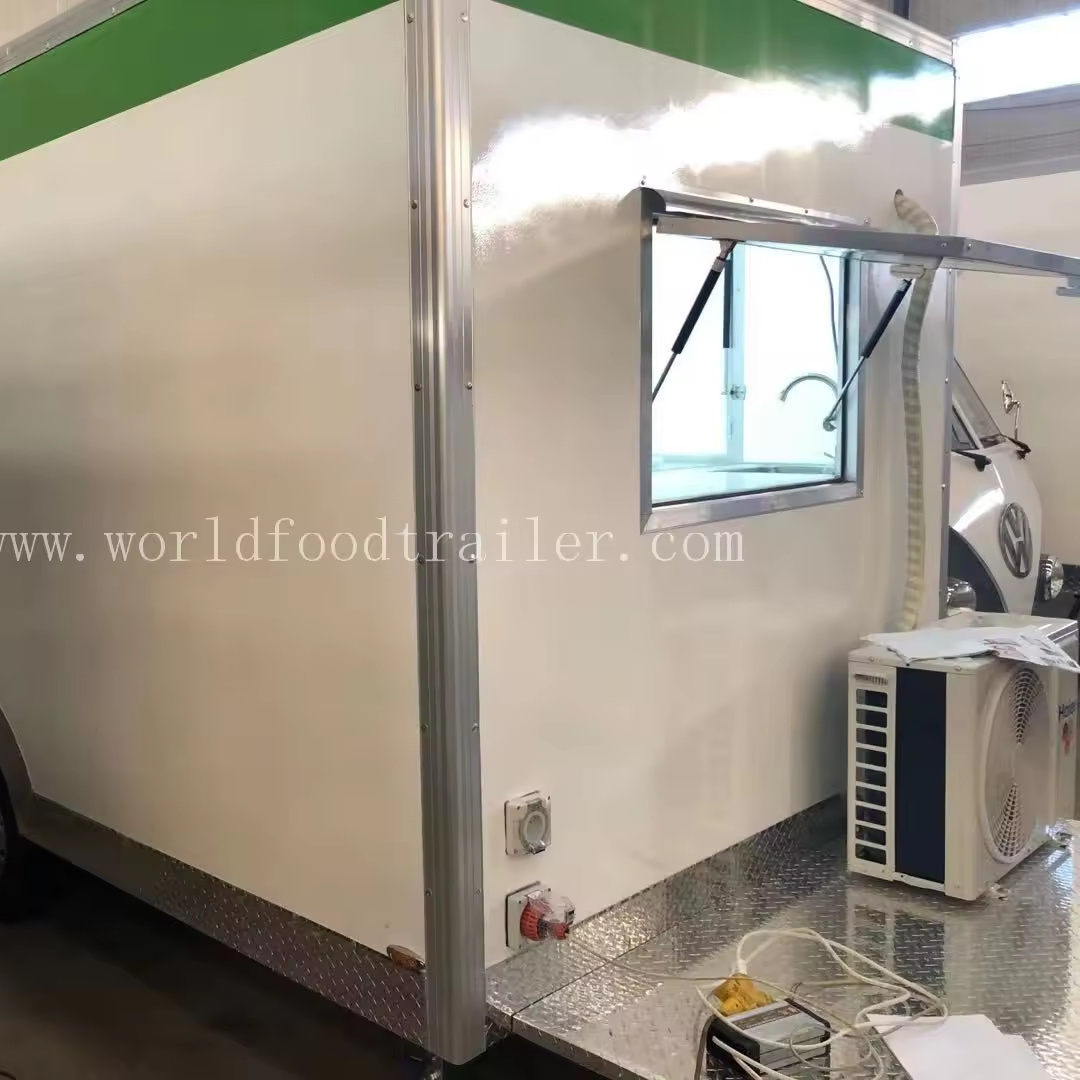 Customized four-wheel street food vending truck donut Ice Cream Truck food trailer