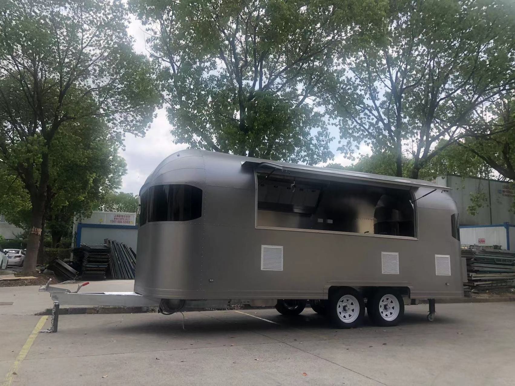 Camper Trailer Airstream Mobile Food Trailer Fully Equipped Ice Cream Coffee Fast Food Truck For Sale