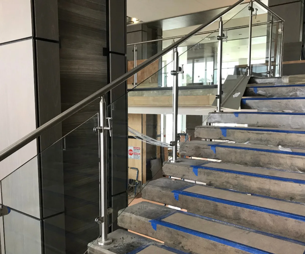 YL Factory Price  Railing Stainless Steel Framed Glass Balustrade