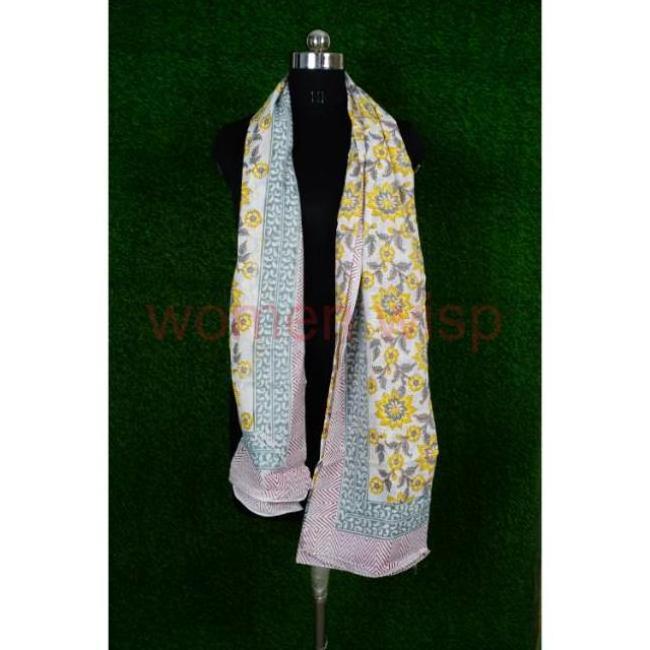 Manufacturer Wholesale Custom 100% cotton fabric Beach Towel Sarong for women wear best quality