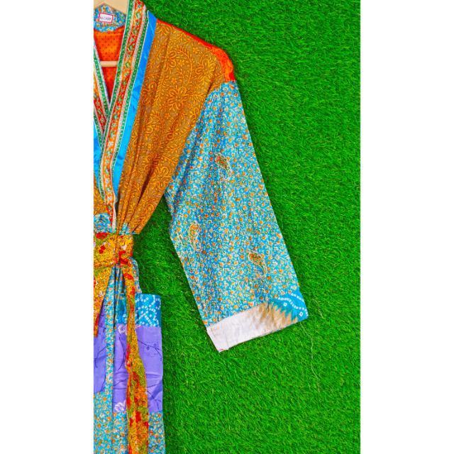 Wholesale Manufacture  Pattern Silk Kimono Bridesmaid Robes Swim Wear for Hotel Use for Bridal Vacation Bath Robes