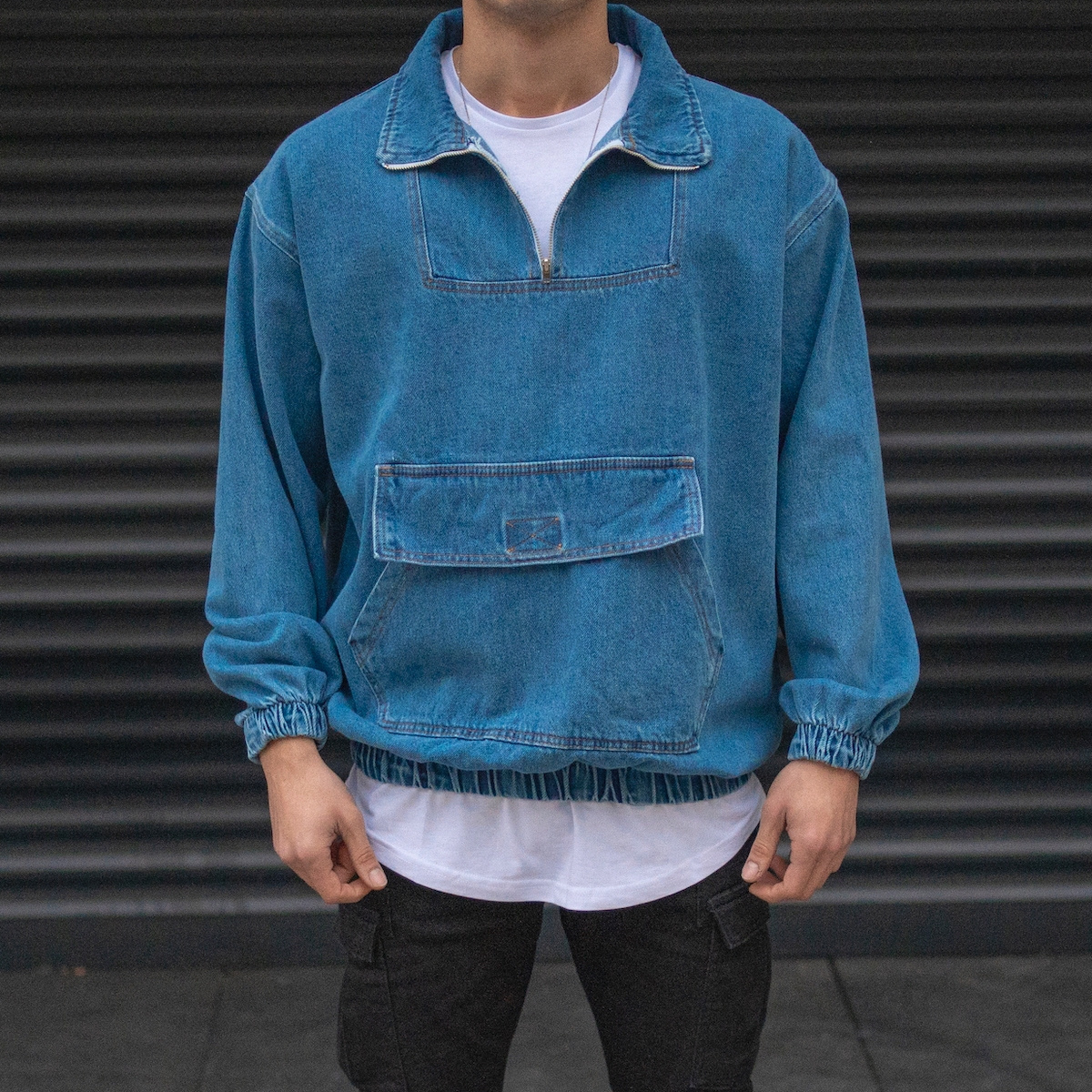 Men's Denim Jacket in Blue Oversize 90% Cotton 10% Polyester Long Jacket with Kangaroo Pockets Streetwear Custom OEM Product