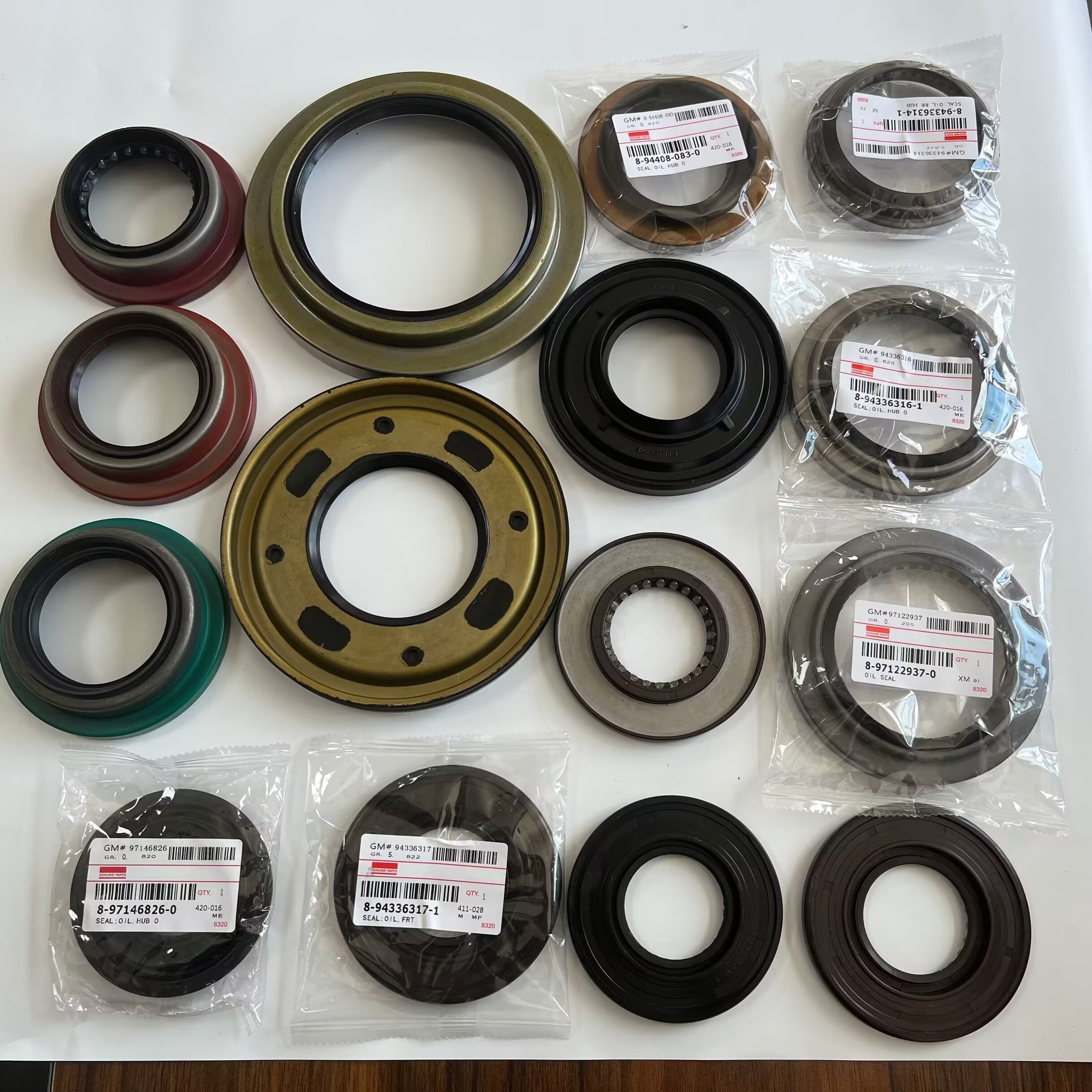 TC9R9 Axle Shaft Oil Seal OE 91206-RCT-003  35*58*8/11.5   RD5 RF3 engine oil seal  35x58x8/11.5  for HONDA