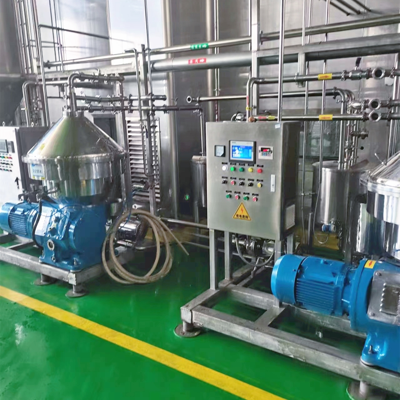 Factory direct sales! Disc centrifuge separator 500 to 5000LPH electric milk cream centrifugal separator