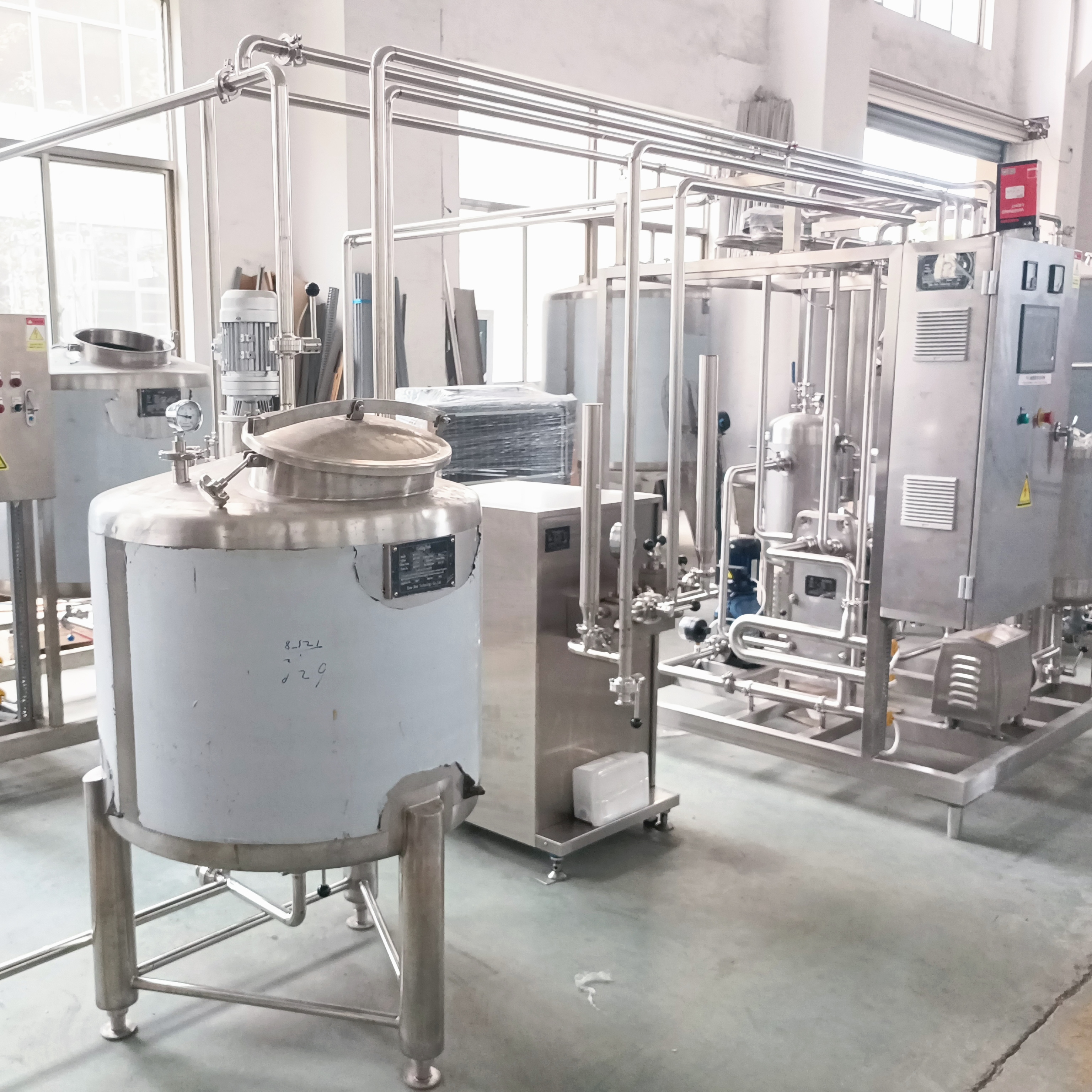 Pasteurized Milk Processing Machinery 300l Goat Milk Processing Plant Small Scale Milk Processing Machine Equipment