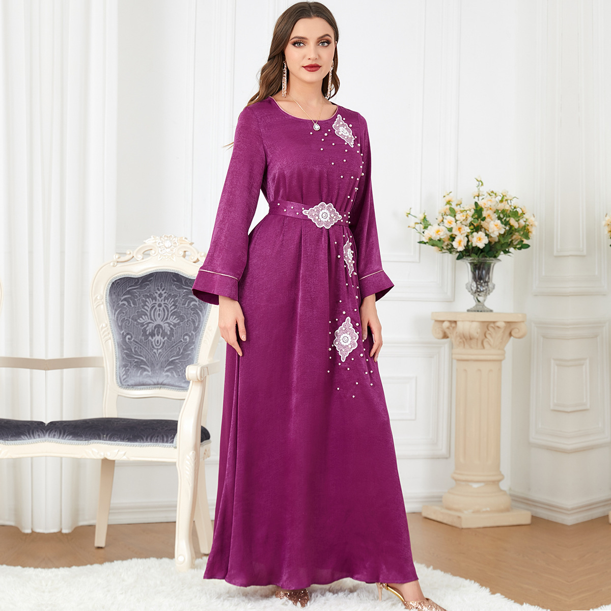 2023 Best hot selling Muslim velvet Abaya Dubai embroidery pearl decoration solid dress women Turkish Islamic Clothing Abaya