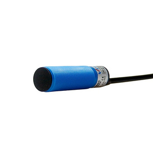 IP67 CM18-3005 5mm NPN PNP Flush Type Capacitance Proximity Sensor Switch with Ce Position Sensor Switching Transducer