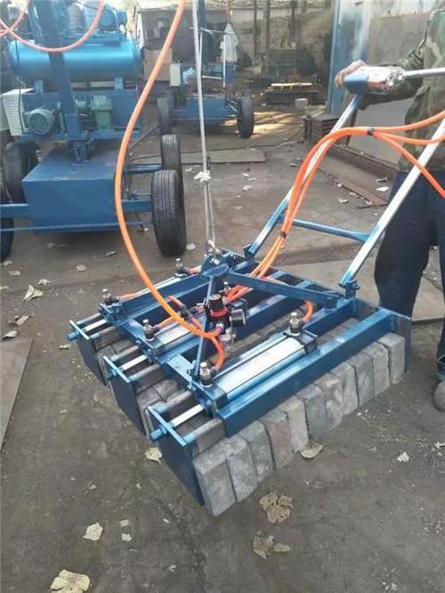 Manual lifting block clamp brick colletcing machine for concrete hollow block paver brick