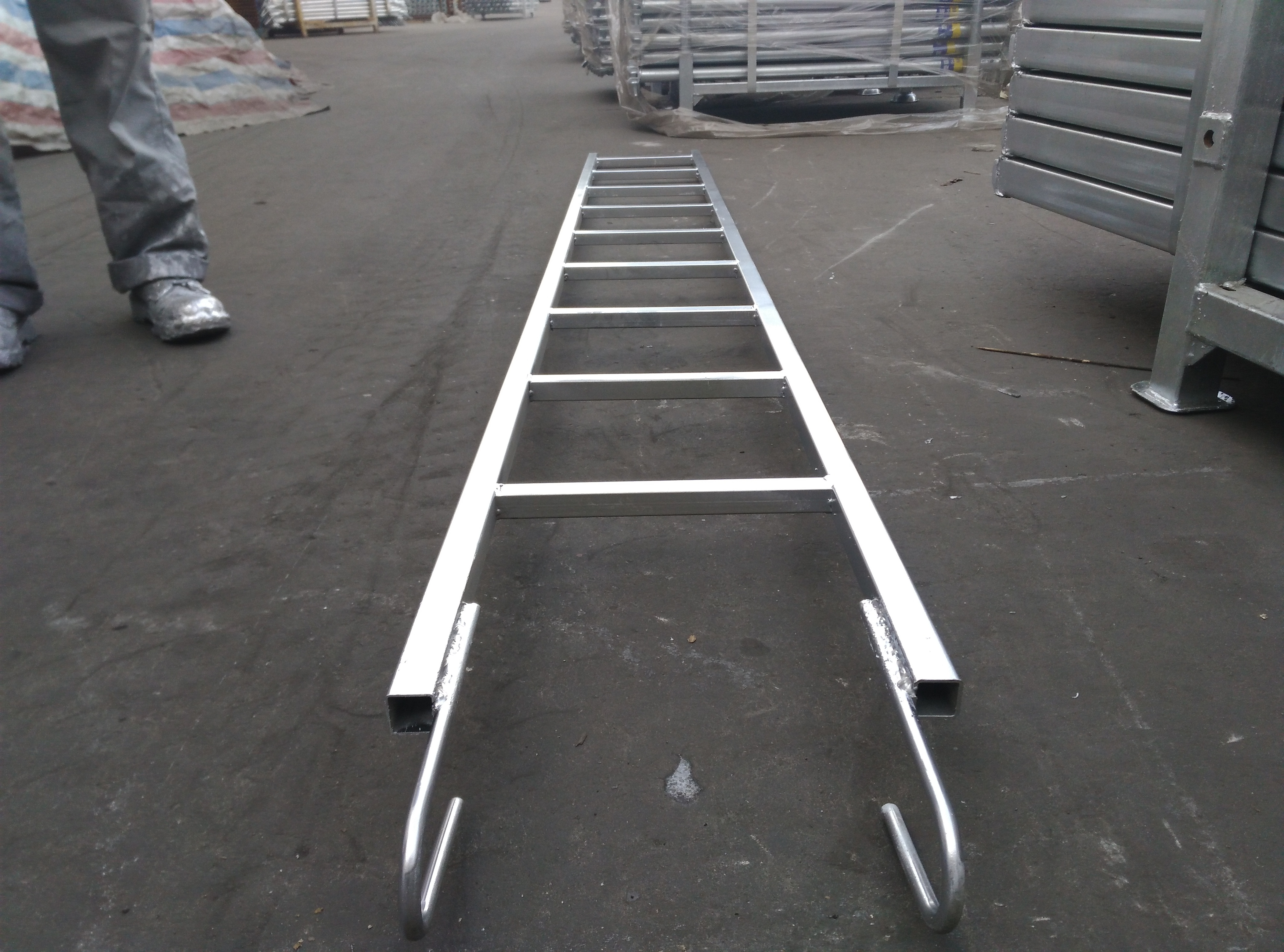 300MM X 3M 8M Mobile Safety Scaffold Platform Ladder